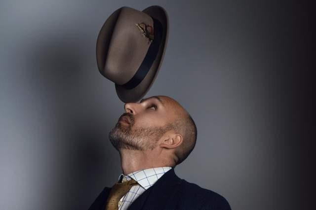 "A veteran not only of the Fringe but of cabaret and street performance circuits around the world, he is a gentleman juggler of rare talent and expertise, gifted not only in remarkable feats of balance and dexterity but also in the judicious manipulation of a crowd" Ben Walters on Mat Ricardo: The Extraordinary Gentleman (Gilded Balloon Teviot (Sportsman) (Venue 14) until 28 August).