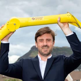 Dr Cameron McNatt says Scotland offers opportunities in wave tech