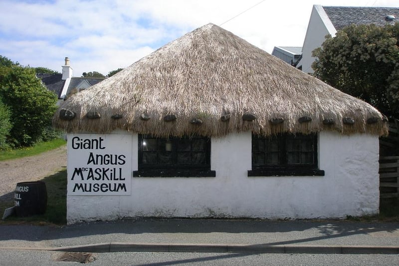 The Giant Angus MacAskill Museum is well worth a visit and is located in Dunvegan on the Isle Of Skye and celebrates the tallest Scotsman ever to have lived. Angus MacAksill was reported to be 7 foot 8 inches tall, weighing 425lb, and lived from 1825 to 1863.