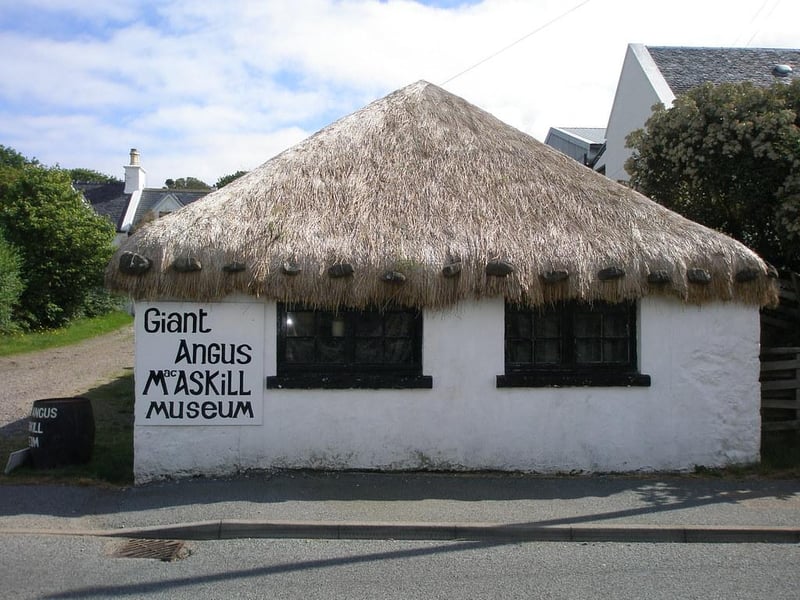 The Giant Angus MacAskill Museum is well worth a visit and is located in Dunvegan on the Isle Of Skye and celebrates the tallest Scotsman ever to have lived. Angus MacAksill was reported to be 7 foot 8 inches tall, weighing 425lb, and lived from 1825 to 1863.