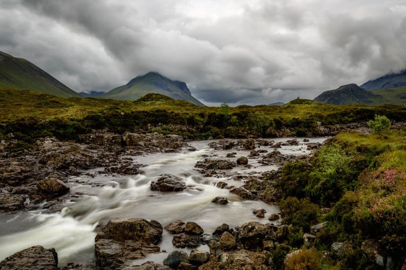 On the world-famous Isle of Skye, you can find Glen Sligachan where the Black Cuillin meets the western seaboard. It offers a splendid wilderness trail that takes hikers into the heart of the Cuillin Mountains.
