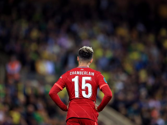 Arsenal have been named firm 2/1 favourites to re-sign their former star Alex Oxlade-Chamberlain in January, ahead of West Ham. Liverpool are said to be keen to recoup most of the £35m they spent to sign him from the Gunners in 2017, with a bid of around £30m likely to seal the deal. (SkyBet)