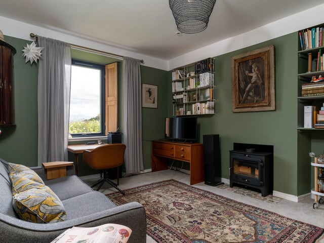 Pentland View is also a zero carbon home with insulation, underfloor heating, solar panels with sustainability at its heart.