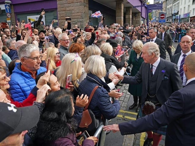 Hundred waited to greet King Charles III