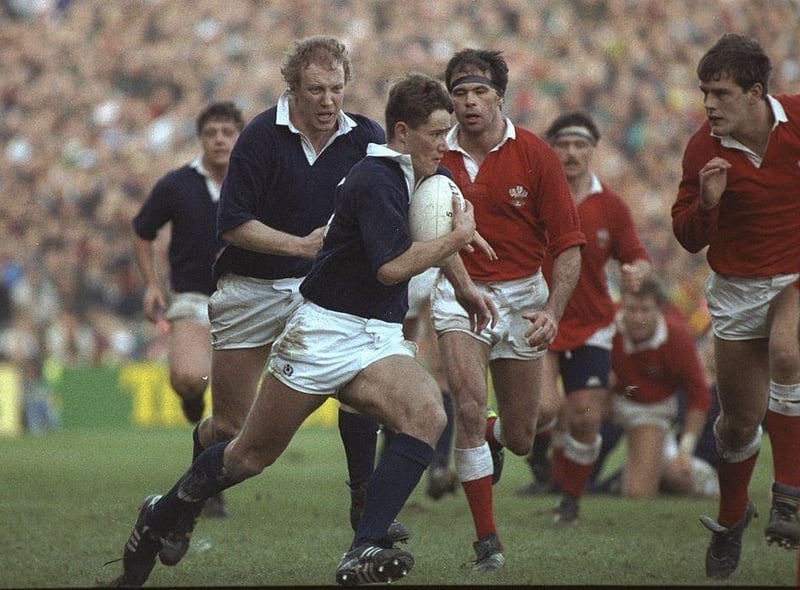 Also scoring 24 tries on the wing was Tony Stanger. It took him 58 matches to reach the total from 1989–1998.