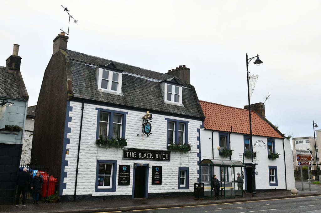Black Bitch pub in Linlithgow: Why we decided to change the name to The Willow Tree – Nick Mackenzie