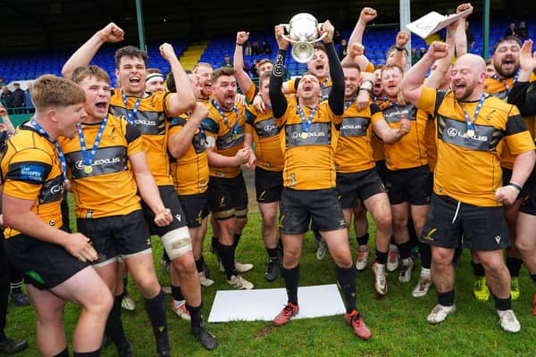 Currie celebrate winning the Premiership title after the victory over Hawick at Mansfield Park. (Photo by Simon Wootton / SNS Group)