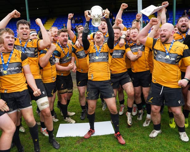 Currie celebrate winning the Premiership title after the victory over Hawick at Mansfield Park. (Photo by Simon Wootton / SNS Group)