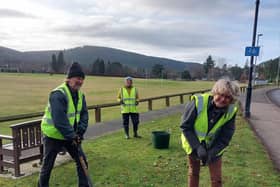 Aboyne Green Spaces Group helped plant bulbs in the village.