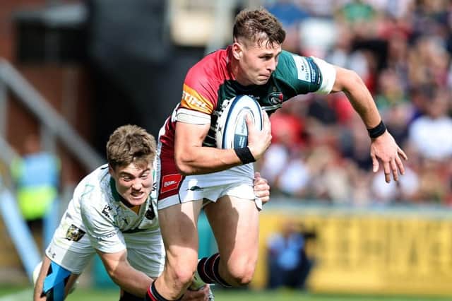 Freddie Steward of Leicester Tigers gets away from Tommy Freeman during the Gallagher Premiership Rugby Semi Final match between Leicester Tigers and Northampton Saints at Mattioli Woods Welford Road Stadium on June 11, 2022 in Leicester, England. (Photo by David Rogers/Getty Images)