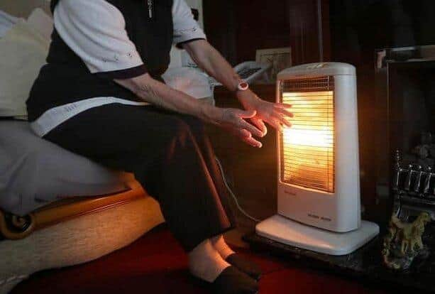 Scottish Labour and the Scottish Lib Dems have hit out at the Scottish Government's Warm Homes Scotland scheme.