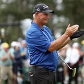Sandy Lyle acknowledges the patrons on the 18th green during the second round of the 2023 Masters at Augusta National Golf Club. Picture: Christian Petersen/Getty Images.
