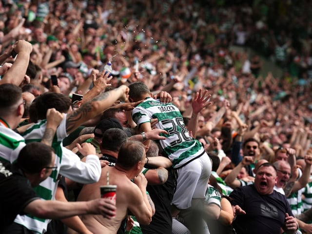 While he was not as devastating against James Tavernier than in previous matches, his pace led to the second goal and he himself had two efforts chalked off for offside in the second period. His energy ensured the Rangers defence had no peace for the whole match. Was booked for crowdsurfing as he celebrated one of Celtic's goals. 7