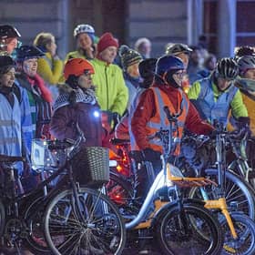 A gathering at the end of the ride opposite the City Chambers in the Royal Mile. (Photo by: Dan Milligan/InfraSisters)