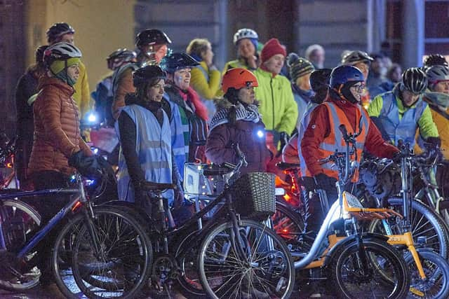 A gathering at the end of the ride opposite the City Chambers in the Royal Mile. (Photo by: Dan Milligan/InfraSisters)