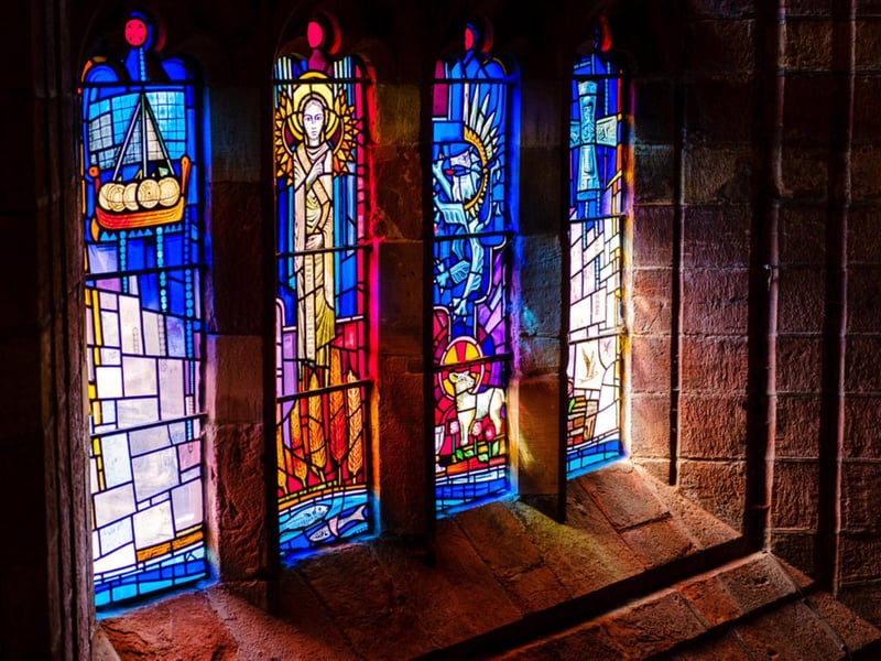 The Cathedral was built to serve as the final resting place for the relics of Saint Magnus. Built from local yellow and red sandstone, construction commenced in 1137 making it one of Scotland’s oldest cathedrals and the most northerly one in the United Kingdom.