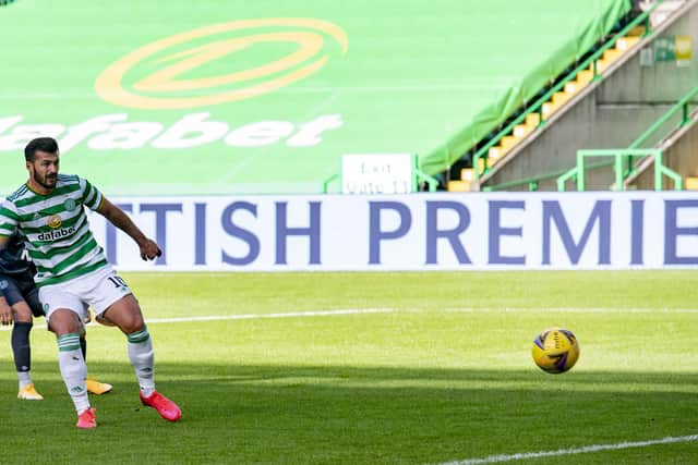 Celtic's Albian Ajeti scores to make it 2-0 during a Scottish Premiership match between Celtic and Hibernian at Celtic Park on 27 September, in Glasgow, Scotland (Photo by Alan Harvey / SNS Group)