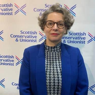 Jo Mowat