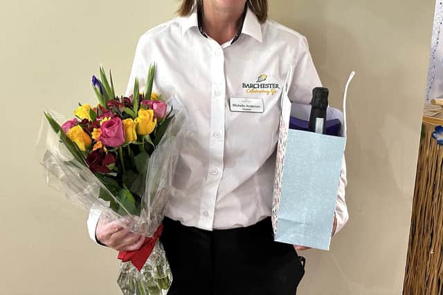 Michelle with her long service award