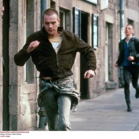 Renton and Spud are chased by security guards