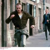 Renton and Spud are chased by security guards