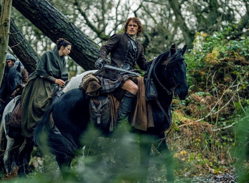 Some characters from previous seasons will be back for season 7, including Geillis Duncan (Lotte Verbeek), Dougal MacKenzie (Graham McTavish), Brian Fraser (Andrew Whipp), Ian Murray (Steven Cree), Laoghaire Fraser (Nell Hudson) and Joan MacKimmie (Layla Burns).