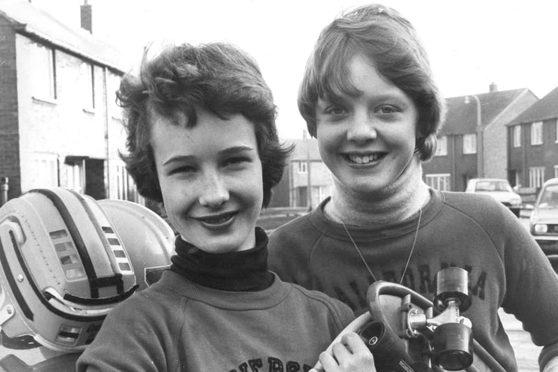 Lindsey Gray (left) and Michelle Smedley, both 14, who wanted a skateboard park in South Shields in 1978.