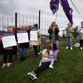 Unison strike outside Avenue End Primary School in Glasgow. Image: Jeff J Mitchell/Getty Images.