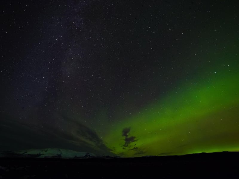 The central belt is one of the orst places in Scotland for the Northern Lights, largely due to the amount of light pollution. A quick hop over the Firth of Forth takes you to Fife, with its relatively dark coastline. On nights with particularly active solar activity, the aurora can even be seen from St Andrews.