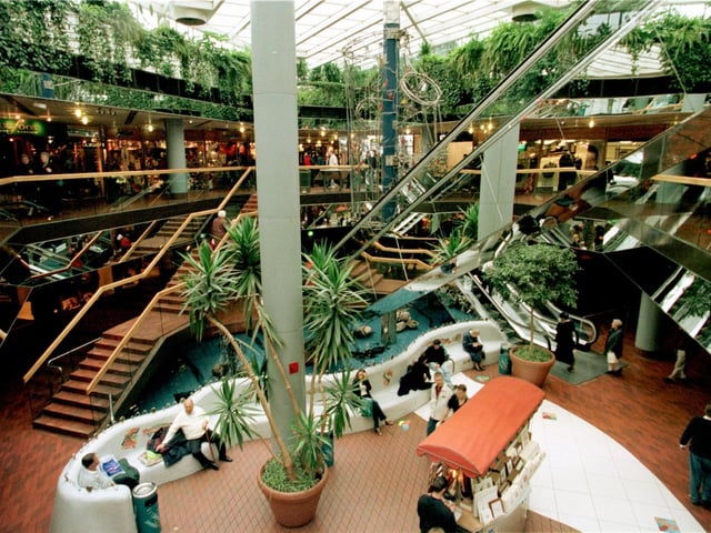 The Waverley Shopping Centre, now Waverley Mall, looked very different in 1996.