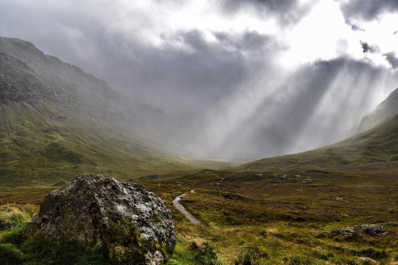 Scotland, and the British Isles in general, are often met with the idea that they experience gloomy showers or thick grey clouds without end. According to WeatherAndClimate.com, the 'wettest' parts of Scotland experience 250 days of rain annually, while the 'driest' areas experience 150 days. Is this a lot of rain? Yes. Is it 365 days per year of dramatic downpours? No.