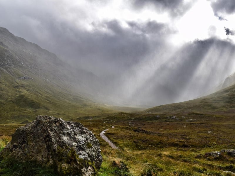 Scotland, and the British Isles in general, are often met with the idea that they experience gloomy showers or thick grey clouds without end. According to WeatherAndClimate.com, the 'wettest' parts of Scotland experience 250 days of rain annually, while the 'driest' areas experience 150 days. Is this a lot of rain? Yes. Is it 365 days per year of dramatic downpours? No.