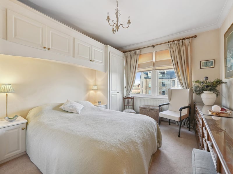 Interior: There is a dual-aspect living room, three good sized bedrooms and ample storage above a residents' vestibule with original features.