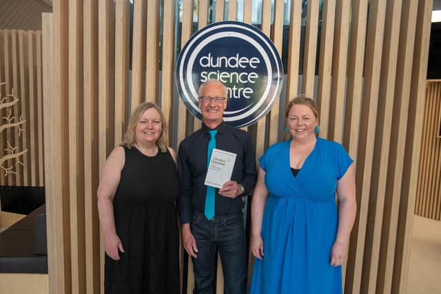 David Darling (centre) with Wendy Callander and Julie Cleave of The Noteables.