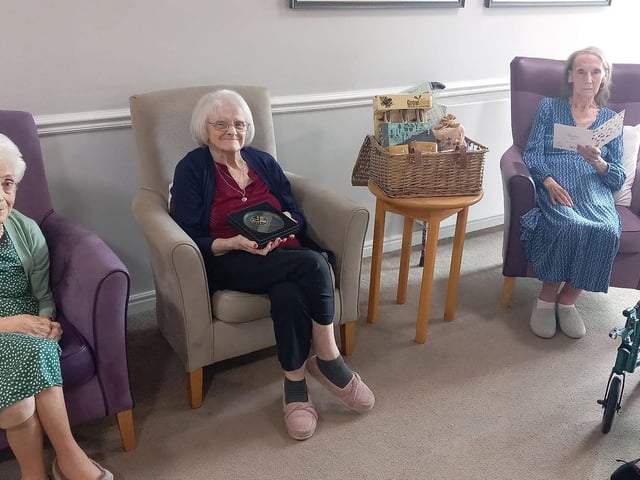 Residents at HC-One Scotland’s Highgate Care Home with their gardening hamper