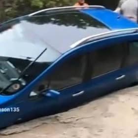 The car became stuck fast