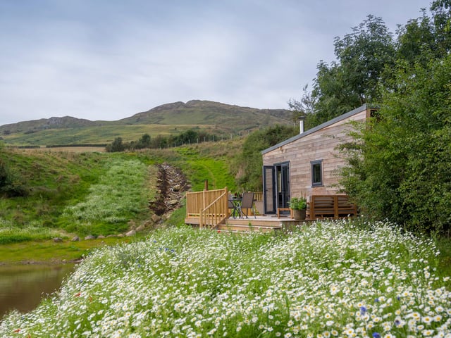 This getaway has wild swimming on its doorstep.