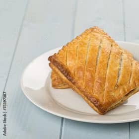 Greggs steak bake