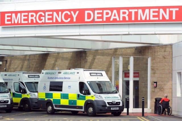 Scotland's A&E waiting times target has been met for first time since 2017.