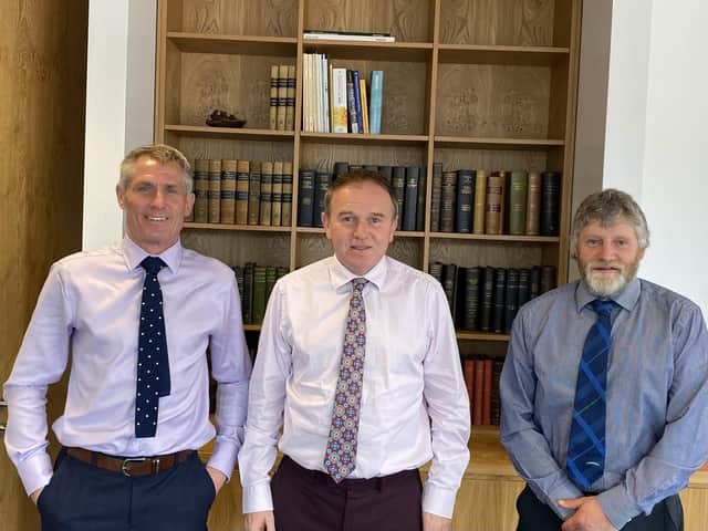 Jonnie Hall met, George Eusticeand Martin Kennedy