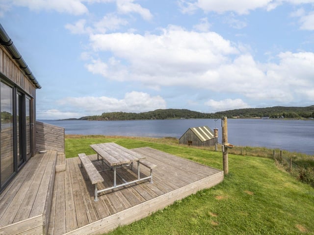 There’s direct access to the loch from the property.