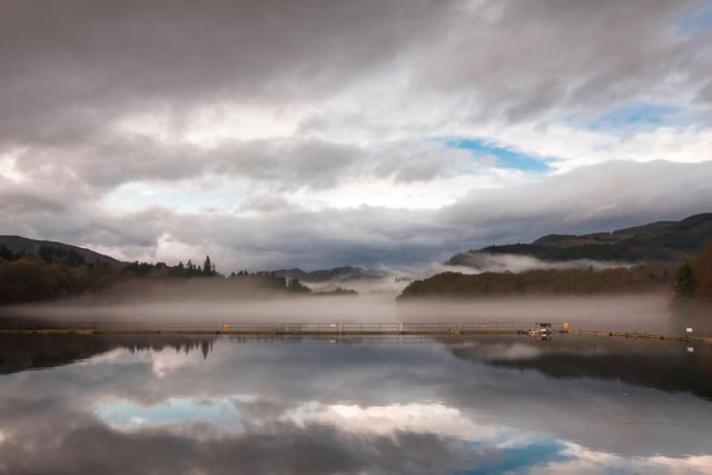 Located just outside Pitlochry, Faskally attracts thousands of tourists in Ocotber and November when it becomes lit up as 'the Enchanted Forest'. The woodland is well worth visiting over winter too, with a circuit of Loch Faskally making for an leisurely and pleasant stroll.