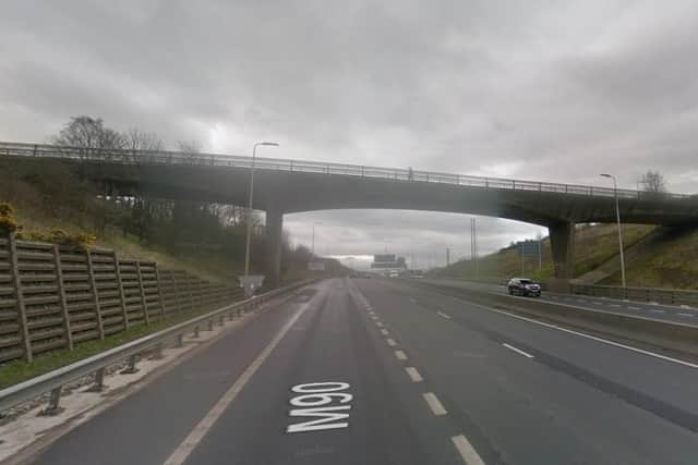 The M90 was partially closed southbound on Sunday evening.