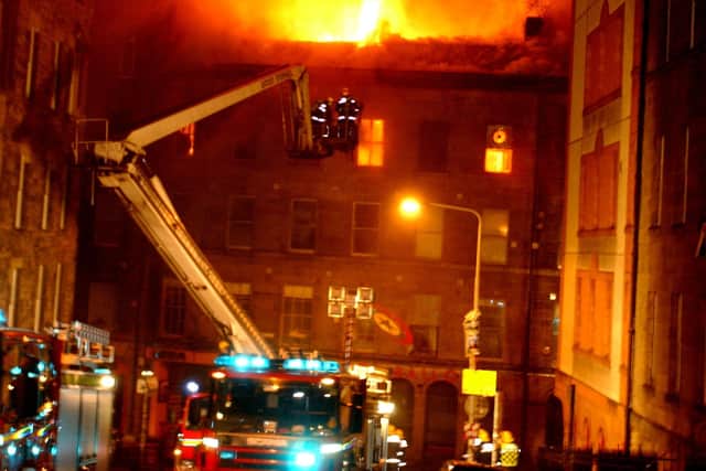 Fire engine attends fire at The Gilded Balloon in Edinburgh's Cowgate, Saturday December 7 2002 Pic: Tony Marsh