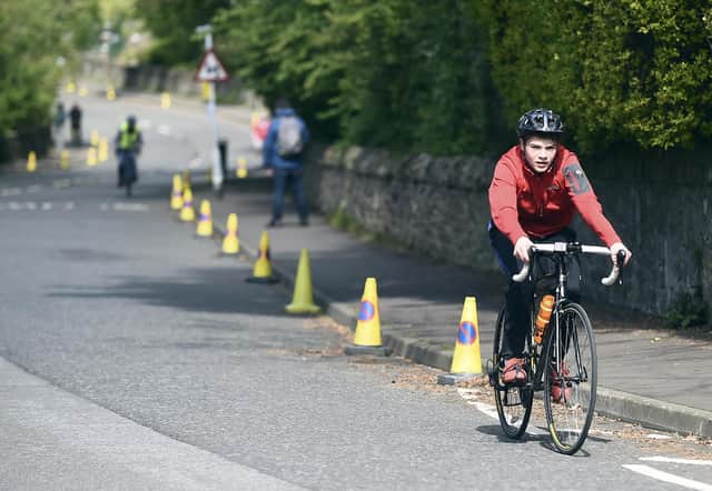 Cyclists and pedestrians on traffic-free Braid Road