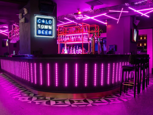 Paramount is now open Fridays from 5pm to 3am, Saturdays from 4pm to 3am, Sundays from 5pm to 12am, and Tuesdays, Wednesdays and Thursdays from 5pm to 1am.