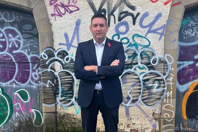 Miles Briggs MSP highlights the problem of graffiti in the city