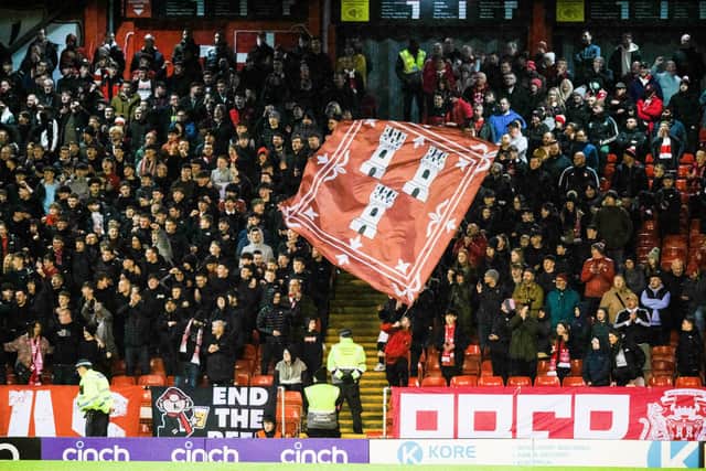 Aberdeen fans at Pittodrie. (Photo by Mark Scates / SNS Group)