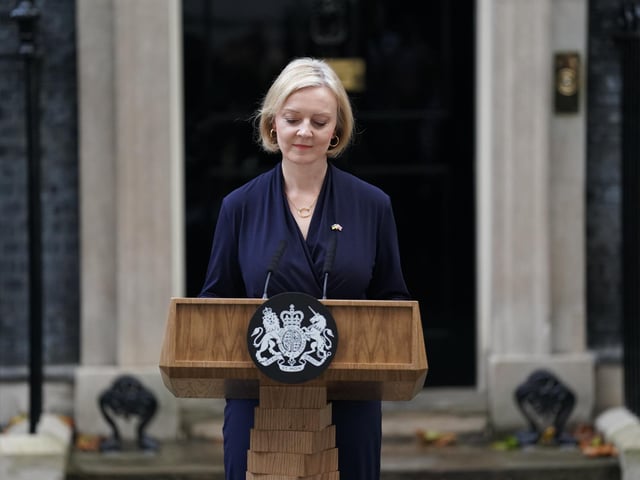 Prime Minister Liz Truss making a statement outside 10 Downing Street, London, where she announced her resignation as Prime Minister. Picture date: Thursday October 20, 2022.