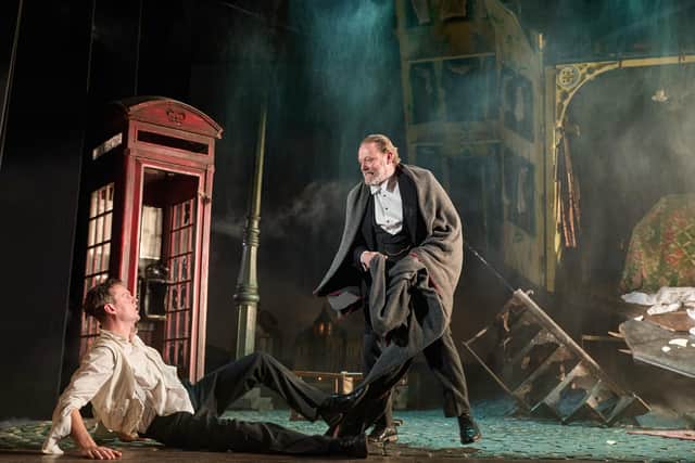 An Inspector Calls PIC: Mark Douet
